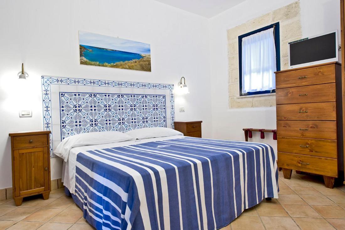 Miramare Residence Фавиняна Екстериор снимка